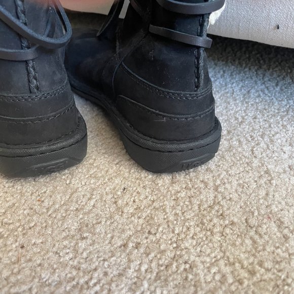 New UGG Insulated Suede Boots with Tie - Picture 5 of 7